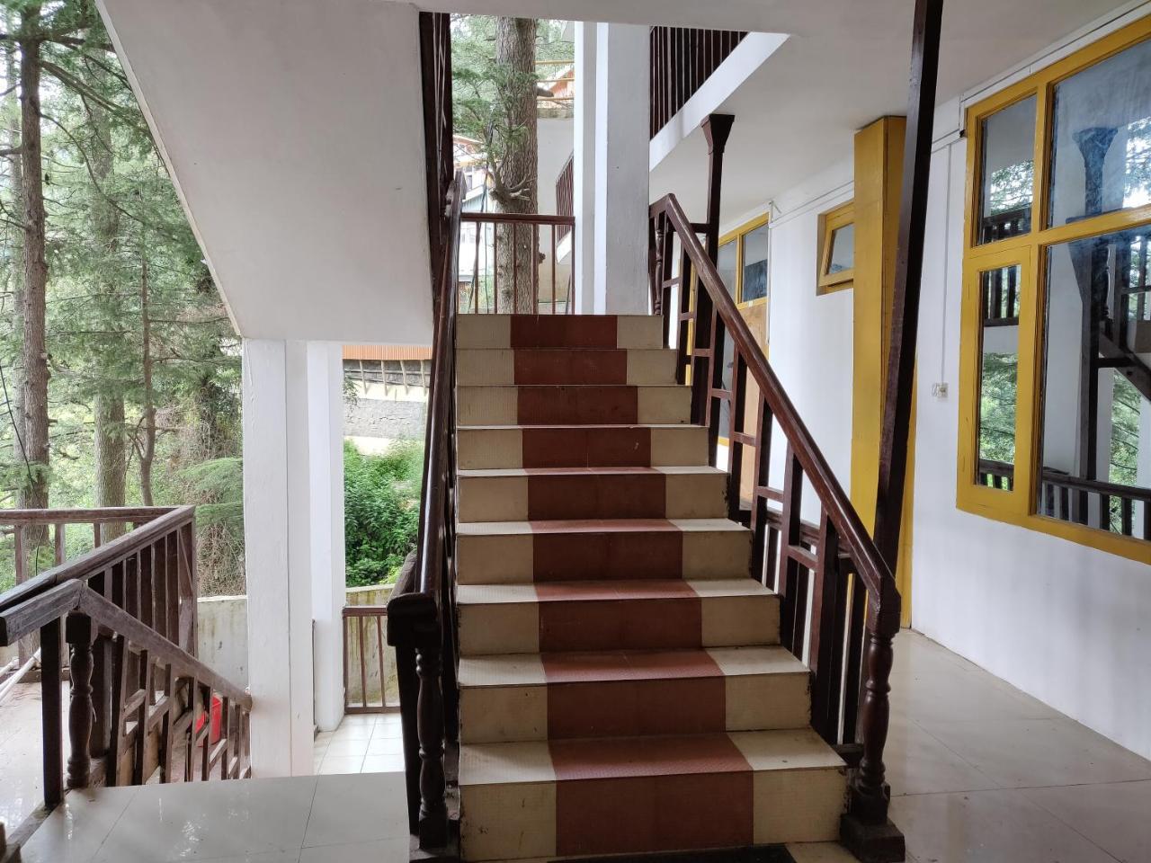 Hotel Rl Dreamland Kud Bagian luar foto