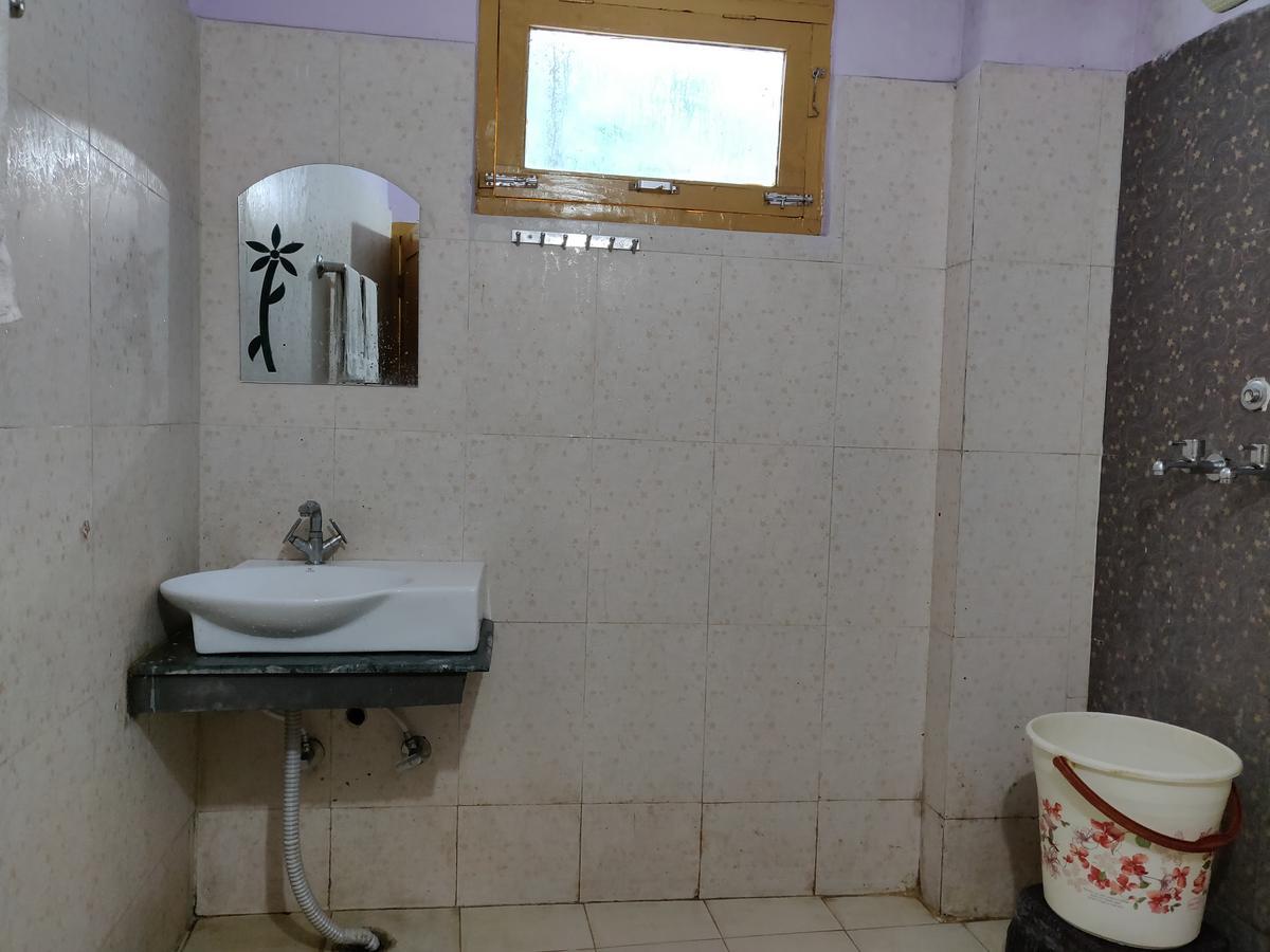 Hotel Rl Dreamland Kud Bagian luar foto