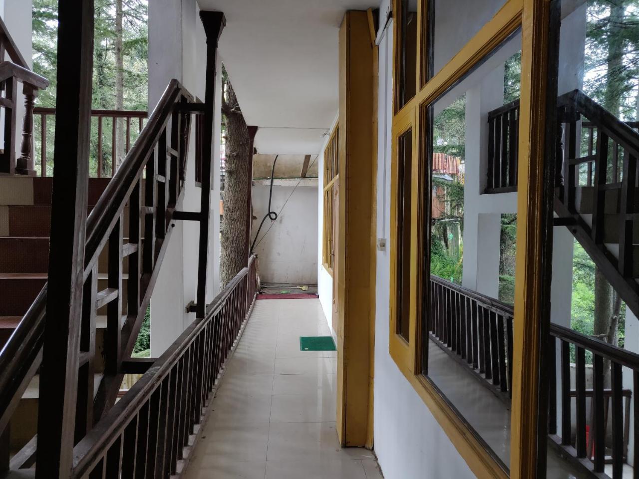 Hotel Rl Dreamland Kud Bagian luar foto