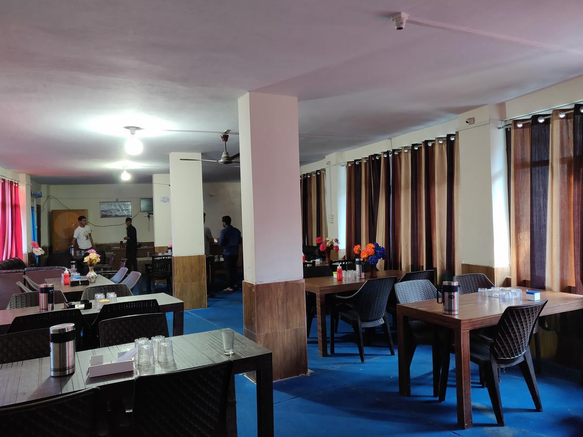 Hotel Rl Dreamland Kud Bagian luar foto