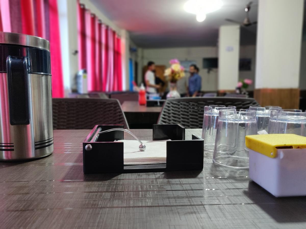 Hotel Rl Dreamland Kud Bagian luar foto