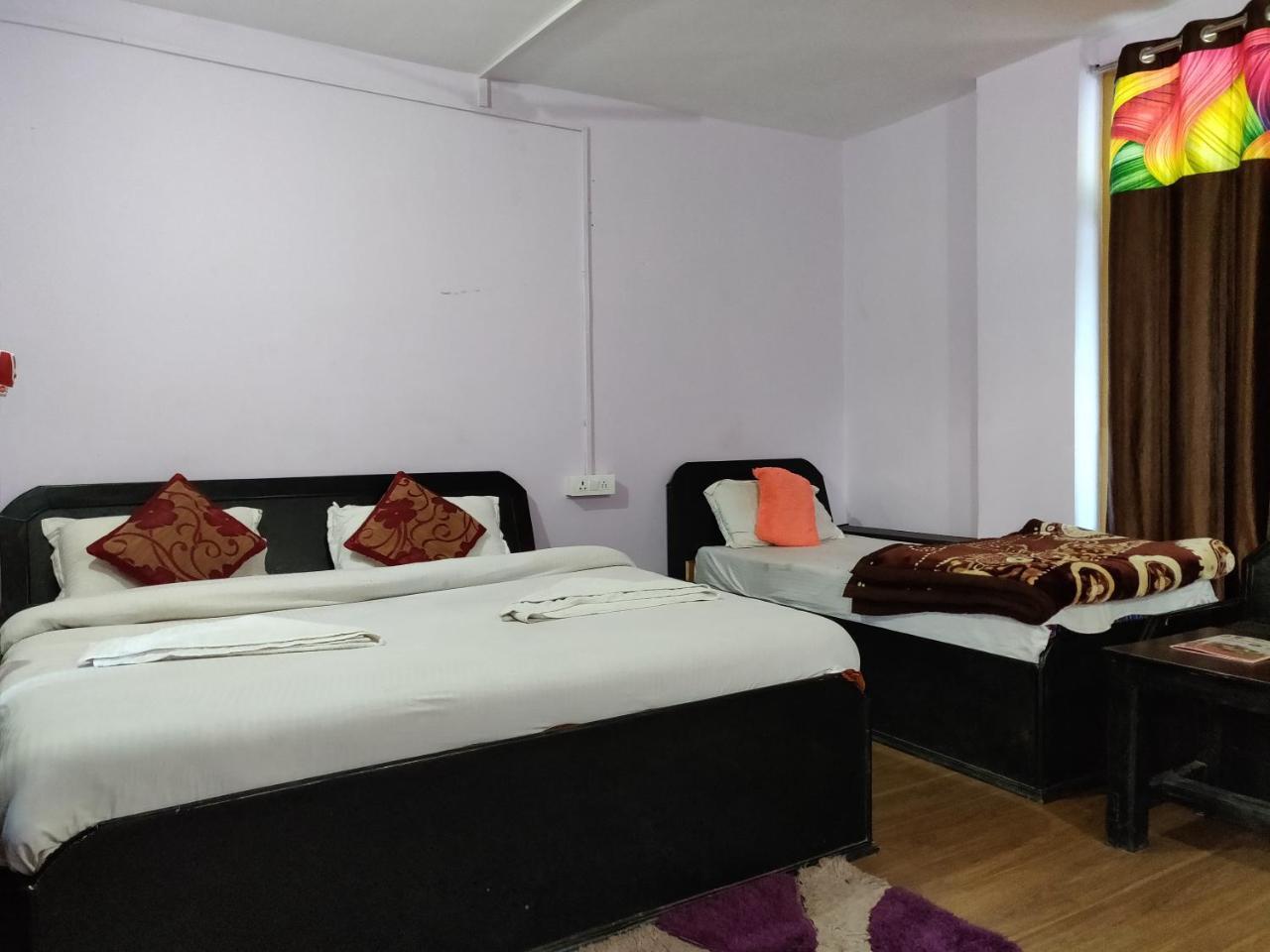 Hotel Rl Dreamland Kud Bagian luar foto