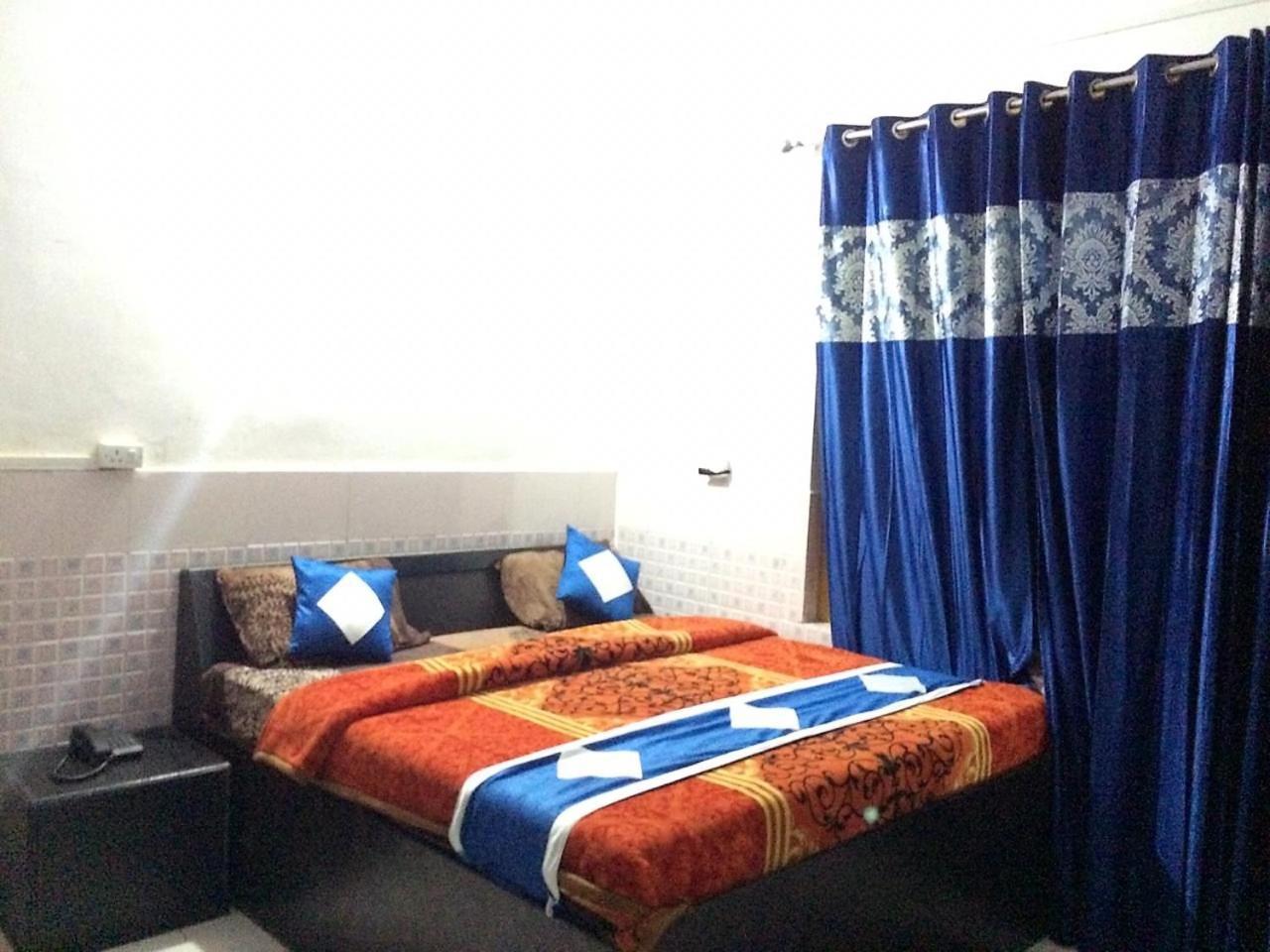 Hotel Rl Dreamland Kud Bagian luar foto